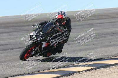 media/Oct-13-2025-Moto Forza (Mon) [[a66d839500]]/3-B Group/Session 2 (Bowl)/